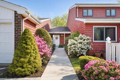 Welcome to easy living in this beautiful 3-bedroom, 2.5-bath - photo 1