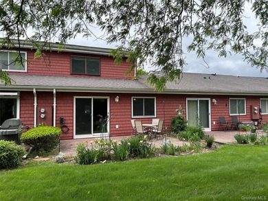 Welcome to easy living in this beautiful 3-bedroom, 2.5-bath - photo 2