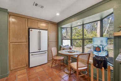 Lakefront Retreat - photo 8