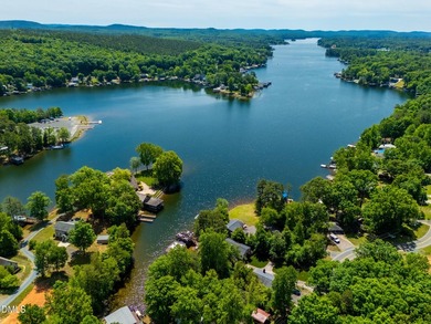 This WATERFRONT retreat on beautiful Badin Lake is the perfect - photo 58