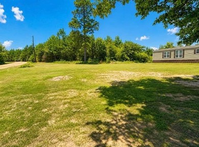 Welcome to your own slice of Toledo Bend! This immaculate 2019 - photo 2