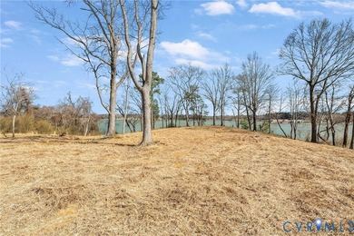 Rare opportunity to build on a 1.3-acre waterfront homesite in - photo 14