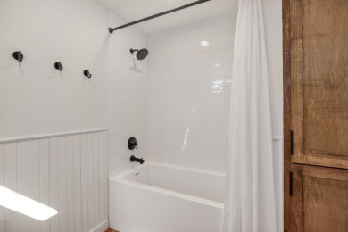 Lakefront Retreat - photo 21