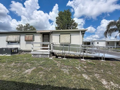 Welcome to this beautifully maintained and exceptionally - photo 6