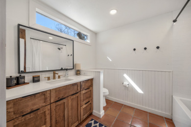 Lakefront Retreat - photo 20