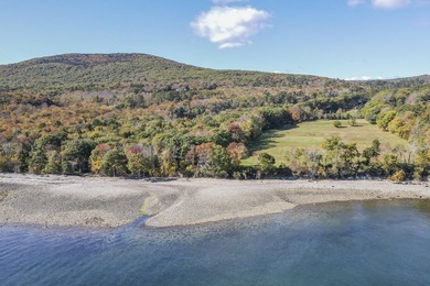 Exceptional 36 acre oceanfront parcel in Camden featuring 1.655 - photo 7