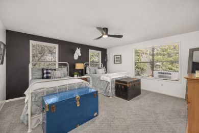 Lakefront Retreat - photo 16