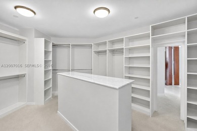 A TRUE *WOW* RESIDENCE IN THE SKY - WILLIAMS ISLAND PENTHOUSE #1 - photo 12