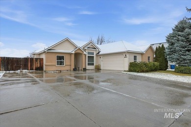 Lake Home For Sale in Nampa, Idaho