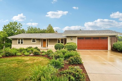 Quality craftsmanship meets stunning riverfront living! Situated - photo 1