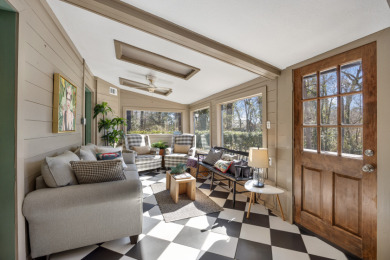 Lakefront Retreat - photo 14