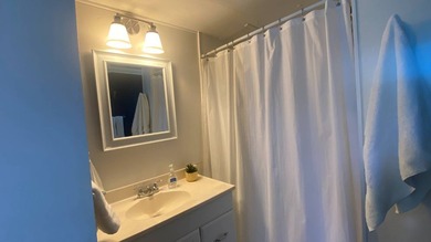 Super cute 2-bedroom, home in a 55 plus community, pool, club - photo 8
