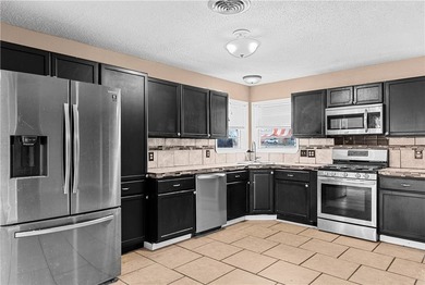 Experience the perfect blend of classic style and modern comfort - photo 11