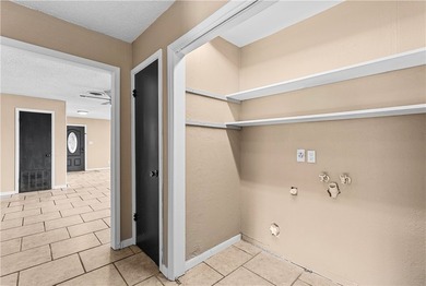 Experience the perfect blend of classic style and modern comfort - photo 25