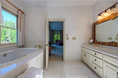 Recreate and Relax at this welcoming, traditional, lake home - photo 29