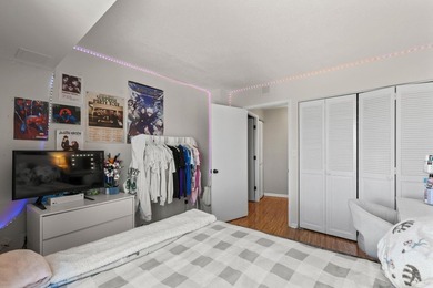Discover the perfect blend of comfort and convenience with this - photo 30