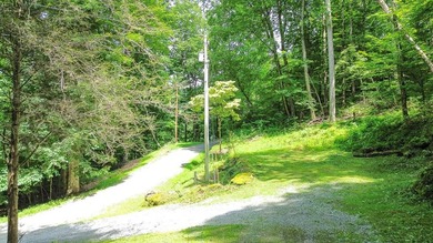 Mountain Retreat in Glenville, NC!! Tucked away in the serene - photo 35