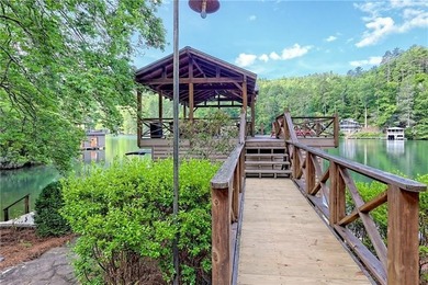 Recreate and Relax at this welcoming, traditional, lake home - photo 38