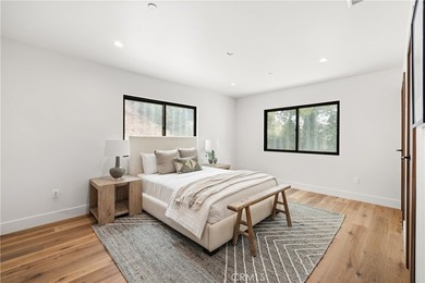 Breathtaking. Absolutely stunning. Two separate houses, but far - photo 47