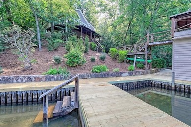 Recreate and Relax at this welcoming, traditional, lake home - photo 49