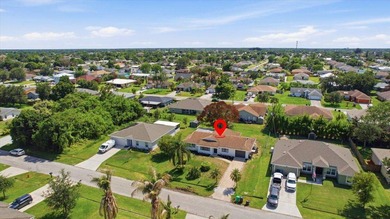 Fully renovated with NEW kitchen, 2 Bonus Rooms, and over 10,000 - photo 3