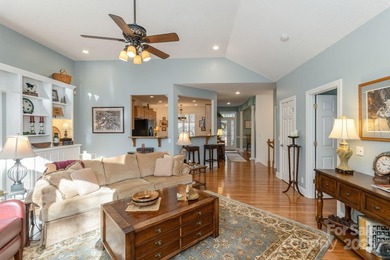 Updated and Move-In-Ready Kenmure Cottage. This warm and - photo 11