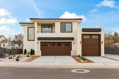 Lake Home For Sale in Hurricane, Utah