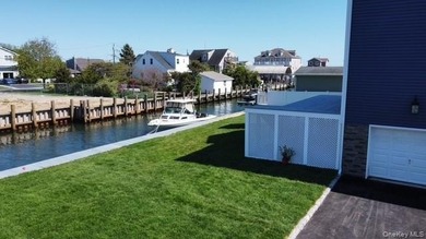 One of a kind waterfront new construction offering 4 bedrooms - photo 14