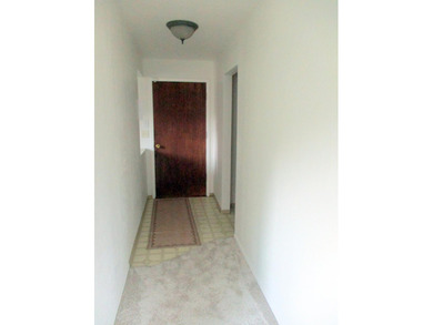 This Williamson Riverfront Home! Features 3 Bedrooms 2 Baths - photo 14