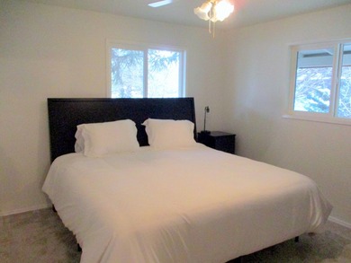This Williamson Riverfront Home! Features 3 Bedrooms 2 Baths - photo 19