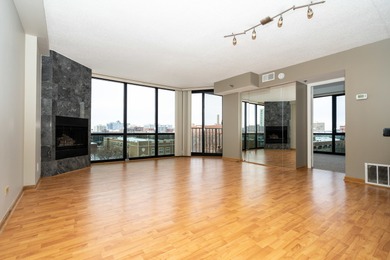 Beautiful sunny 2 bedroom/2 bath corner unit in the heart of Old