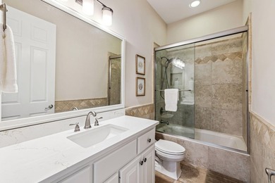 Nestled in a peaceful cul-de-sac, this charming beach cottage - photo 23