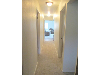 This Williamson Riverfront Home! Features 3 Bedrooms 2 Baths - photo 23