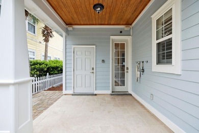 Nestled in a peaceful cul-de-sac, this charming beach cottage - photo 25