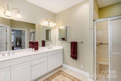 Updated and Move-In-Ready Kenmure Cottage. This warm and - photo 26