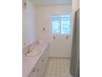 This Williamson Riverfront Home! Features 3 Bedrooms 2 Baths - photo 26