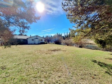 This Williamson Riverfront Home! Features 3 Bedrooms 2 Baths - photo 27