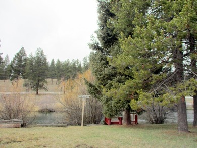 This Williamson Riverfront Home! Features 3 Bedrooms 2 Baths - photo 29