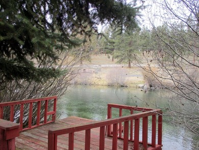 This Williamson Riverfront Home! Features 3 Bedrooms 2 Baths - photo 30
