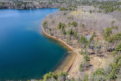 Stunning 4BR, 4BA retreat on nearly 3 acres with 160' of sand - photo 32
