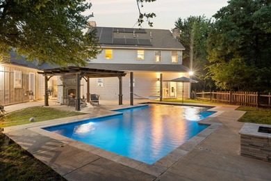 Welcome to this one of a kind Colonial estate, tucked away on 2 - photo 32