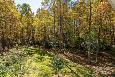 Updated and Move-In-Ready Kenmure Cottage. This warm and - photo 38