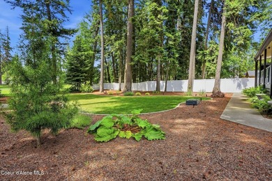 GOLF COURSE LIVING ON THE 5TH FAIRWAY AT AVONDALE. Beautifully - photo 46