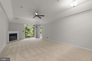 Beautifully maintained, freshly painted, and elevator-accessible - photo 10