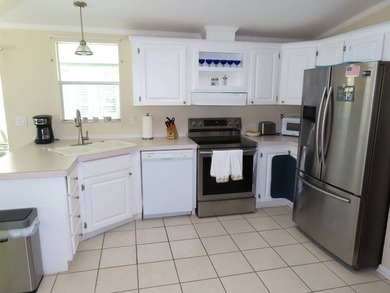 New Listing!! This lovely home is in move in condition! New - photo 6