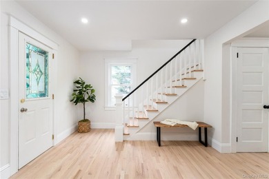 LOCATION + RENOVATION! This charming Sayville colonial has been - photo 11