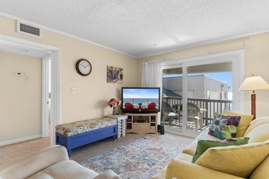 If you've been dreaming about a top-floor place at the beach - photo 12