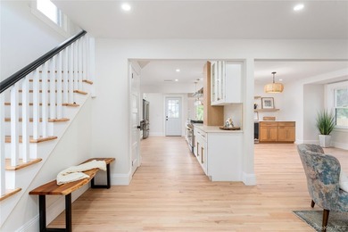 LOCATION + RENOVATION! This charming Sayville colonial has been - photo 12