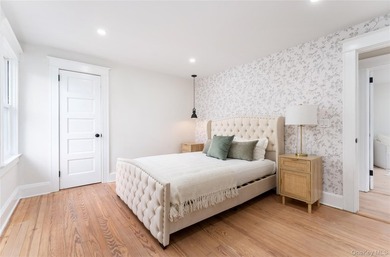 LOCATION + RENOVATION! This charming Sayville colonial has been - photo 25