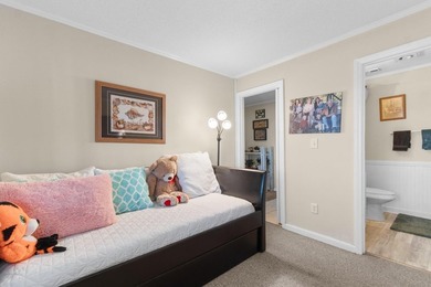 If you've been dreaming about a top-floor place at the beach - photo 28